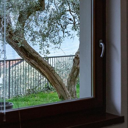 Villa Ca De L'Angelon -- Vittoria House à Brenzone Extérieur photo